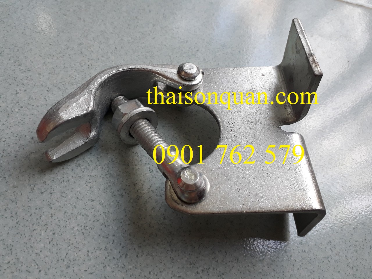 KẸP VÁN 2 TAI GIÀN GIÁO BS1139, Ø48.3mm 